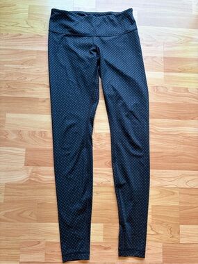 Lululemon Polkadot legging size 6